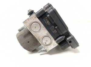 Mercedes Benz A-Class 176 (2012–2018) ABS unit A0084317512 - 3