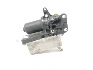Mercedes Benz A-Class 176 (2012–2018) Getriebeölkühler A2465010101 - 2