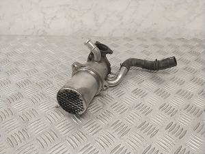 AUDI A4 B9 (2015–2026) AGR-Ventilkühler 04L131512A - 4