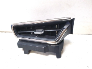 Dashboard air vent grilles - 5565002840 5565002850