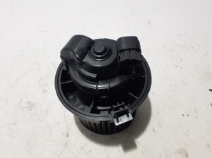RENAULT Arkana (2019–2026) Heizungsgebläsemotor 272100759R - 2