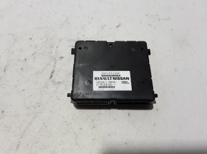 RENAULT Arkana (2019–2026) Conditioner control module 285255296R - 2