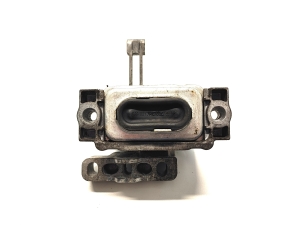 Volkswagen Arteon (2017–2026) Engine mount 3Q0199262J - 4