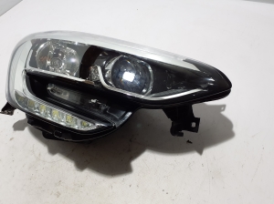 RENAULT Megane IV (2016–2022) Scheinwerfer vorne 260102555R - 3