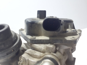  EGR valve cooler 