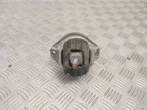BMW 5 SERIES E60 (2003–2010) Motorlager 6761089 - 3
