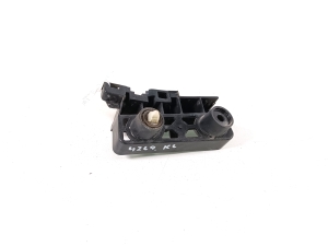 Volkswagen Golf VI (2008–2013) Rear bumper bracket 5K7807393A - 2