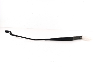   Windshield wiper blade 