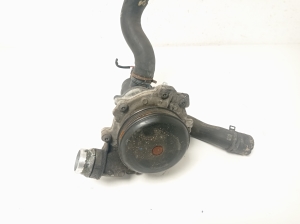 Mercedes Benz A-Class 176 (2012–2018) Water pump A6512000501 - 4