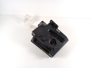 Volkswagen Golf VI (2008–2013) Front washer fluid reservoir 1K0955453S - 3