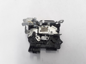 Dacia Duster (2010–2017) Front door lock 8200735222 - 4