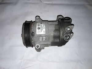   Air conditioner compressor 