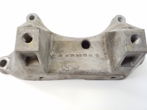 Mercedes Benz E-Class W211 (2002–2009) Getriebehalter A2112420340 - 3