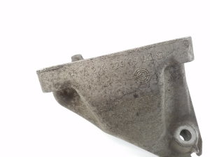 Mercedes Benz CLK-Class 209 (2002–2009) Engine bracket A2722230904 - 2