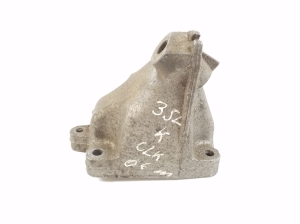 Mercedes Benz CLK-Class 209 (2002–2009) Engine bracket A2722230904 - 4