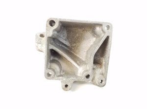 Mercedes Benz R-Class 251 (2006–2017) Engine bracket A2722234104 - 2