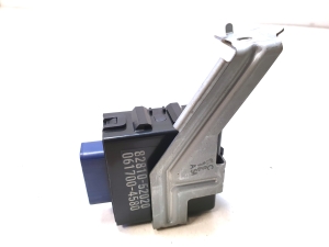 TOYOTA Yaris Verso (1999–2006) Light control module 8264212050 - 3