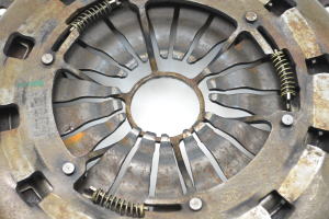 BMW 3 SERIES E90 (2004–2013) Clutch pressure plate - 2