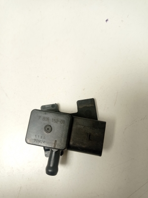  Exhaust gas sensor 