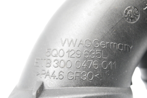 Volkswagen Golf VII (2012–2026) Rohr 5Q0129635L - 3