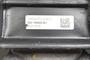 Volkswagen Passat B8 (2014–2023) Getriebehalter 5Q0199555BJ - 3