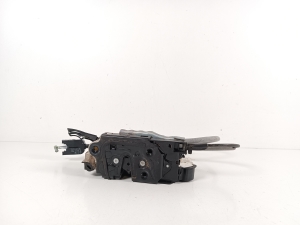 Volkswagen Golf VI (2008–2013) Front door lock 5K1837016B - 2