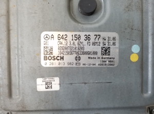 Mercedes Benz R-Class 251 (2006–2017) Motorsteuergerät A6421503677 - 2