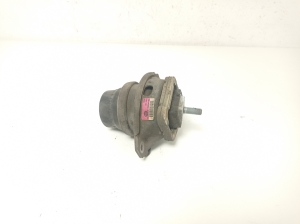   Engine mount  - 7H326A003BA 