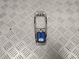 Peugeot 3008 (2016–2026) Parking brake switch 9810593577 - 2