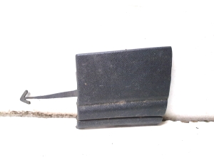 Abdeckung für die Abschleppöse an der Frontstoßstange - 7L6807156A