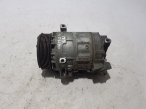   Air conditioner compressor 