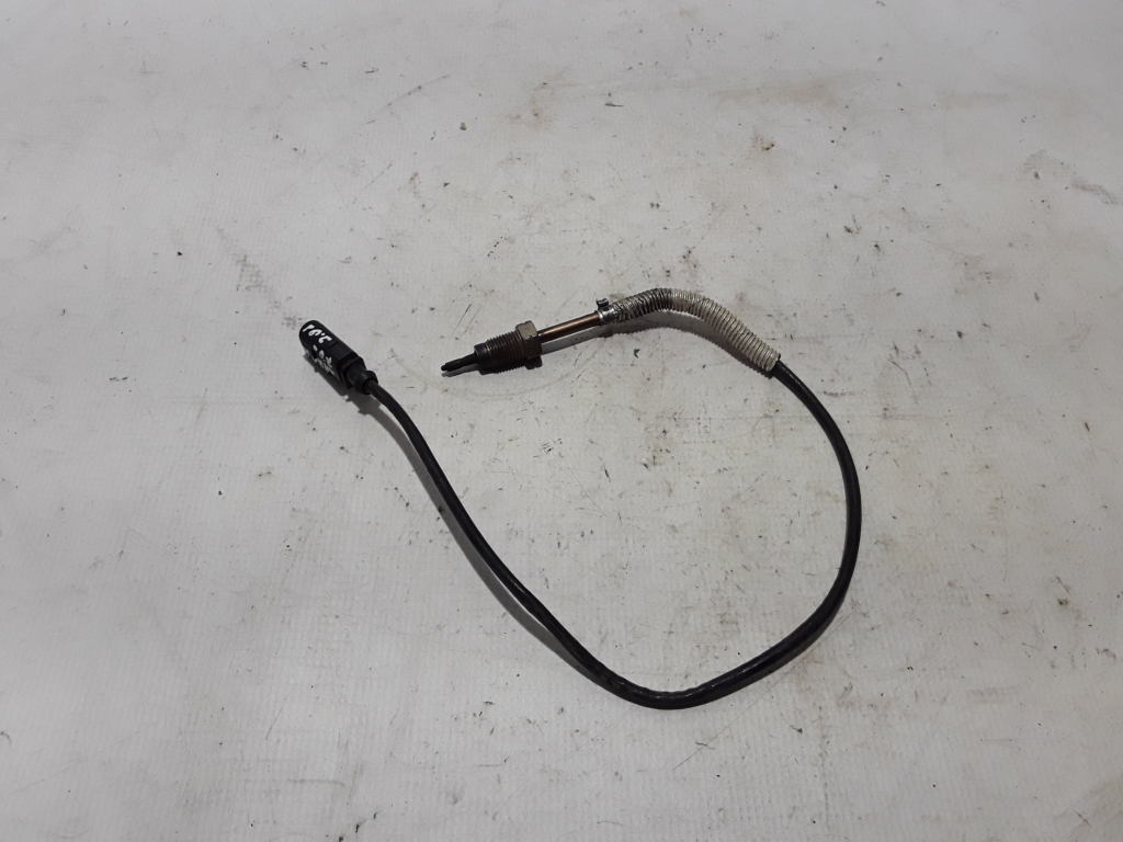 SKODA Karoq 1 generation (2017-2024) Exhaust gas temperature sensor 05L906088Q 27394003