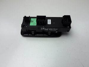Ford EcoSport (2013–2026) Front door glass switch EN1514A132BA - 2