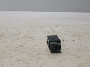 Skoda Karoq (2017–2026) USB port 3G5035726 - 2