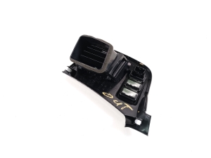 Mitsubishi Outlander (2012–2021) Dashboard air vent grilles 8030A203 - 5