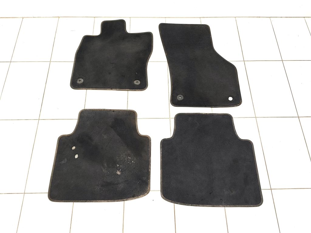 Volkswagen Arteon (2017–2026) Floor mats 3G8863011A Volkswagen Arteon (2017–2026) Floor mats 3G8863011A