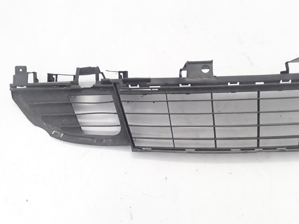 RENAULT Scenic 3 generation (2009-2015) Priekšējā bampera apakšējā reste 622545401R 21081599