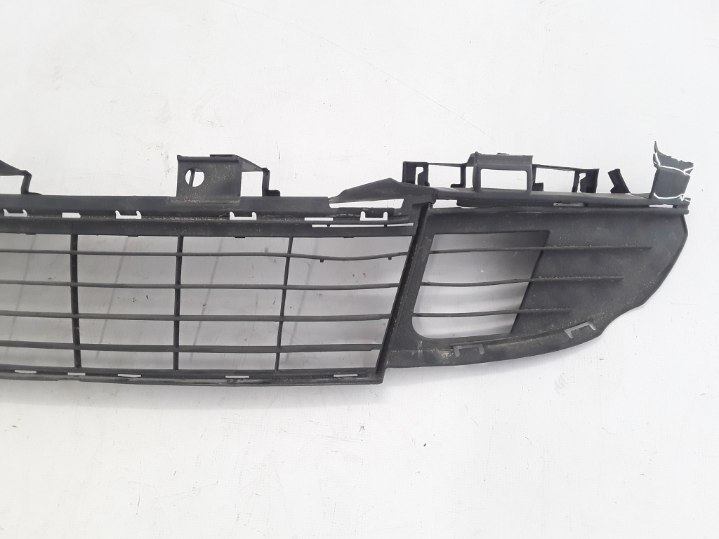 RENAULT Scenic 3 generation (2009-2015) Front Bumper Lower Grill 622545401R 21081599