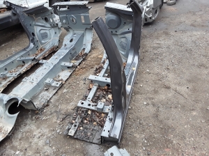 RENAULT Talisman II (2015–2026) Front outrigger 641000969R - 2