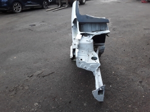 RENAULT Clio V (2019–2026) Front outrigger 641006934R - 3