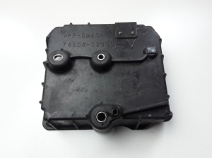 Suzuki Swace I (2020–2026) Batteriehalter 7440402800 - 3
