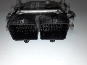 Suzuki Swift IV (2010–2017) Engine control unit 3391061P00 - 2