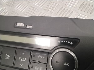 TOYOTA Auris E18 (2012–2018) Heater control panel 75F542 - 4