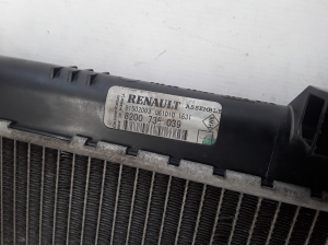 Dacia Duster (2010–2017) Cooling radiator 8200735039 - 4