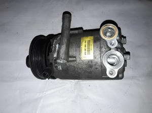   Air conditioner compressor 