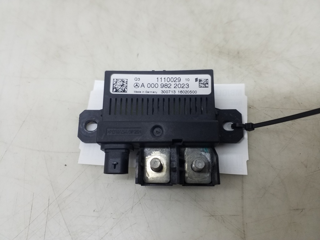 MERCEDES-BENZ GLK-Class X204 (2008-2015) Relays A0009822023 20359256