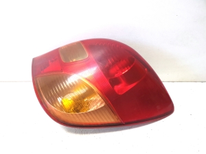 TOYOTA Corola Verso E12 (2001–2004) Eckleuchte hinten - 2
