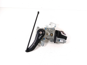 Bagāžnieka vāka elektriskais pievilcējs - 42711010710