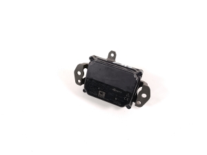 TOYOTA Corolla (2018–2026) Pimeda nurga radar Distronic 8821033120 - 2