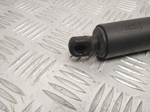 Volkswagen ID5 5 (2022–2026) Trunk lid strut 11E827552C - 3